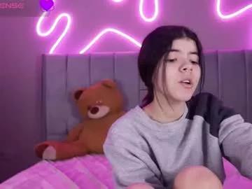maddy_bennet from Chaturbate