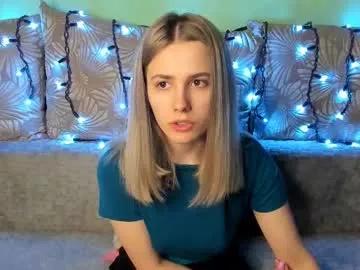 maggiecake from Chaturbate