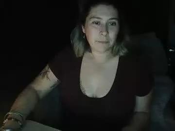 makaylamills124u from Chaturbate