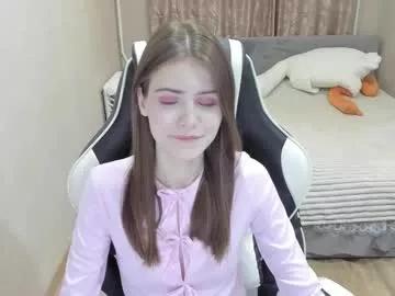 Malia__hale from Chaturbate