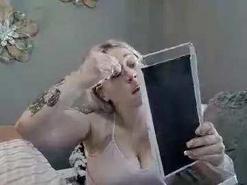 Mariamaybe24 from Chaturbate