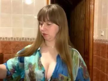 Maroonmoon_ from Chaturbate