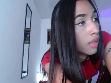 Freechat massielhot on Chaturbate