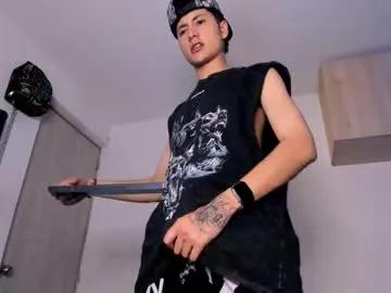 Mateo_escobar from Chaturbate