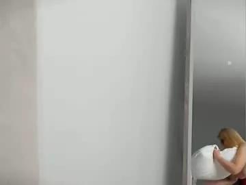 maya_collins_ from Chaturbate