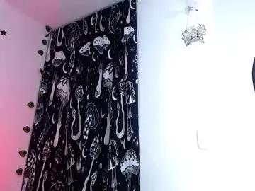 mayaredd from Chaturbate