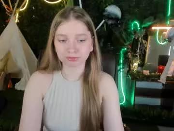 mayasinabon from Chaturbate