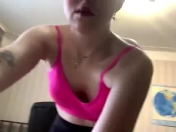 Mckenziemoitoza from Chaturbate