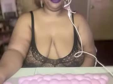 meetsouthernpeach from Chaturbate