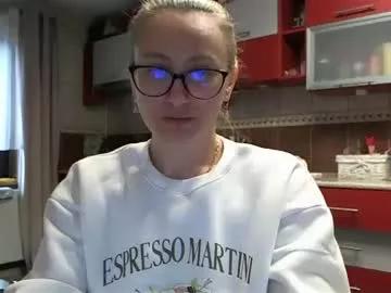 melly_rosey from Chaturbate