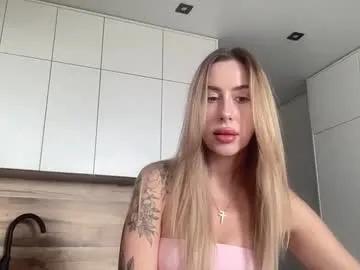 Melodie_sweet from Chaturbate
