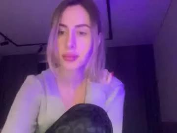 Melodie_sweet from Chaturbate