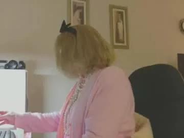 Melodyredux_62 from Chaturbate