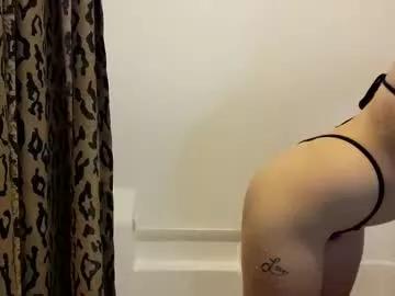 Meltingmynx from Chaturbate