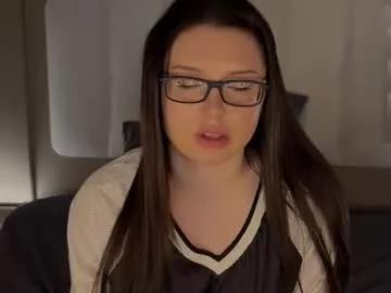 menndi from Chaturbate