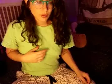 Freechat meowkillah on Chaturbate