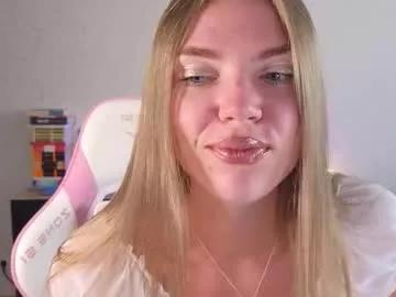 merry_dancers_ from Chaturbate