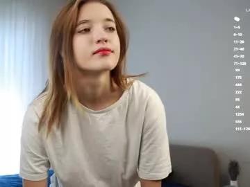 mewaura from Chaturbate is Freechat