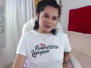 Mia_traveluxe from Chaturbate