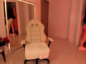 miaadams_21 from Chaturbate