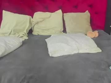 miaalvaro from Chaturbate