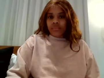 miamuffin8 from Chaturbate