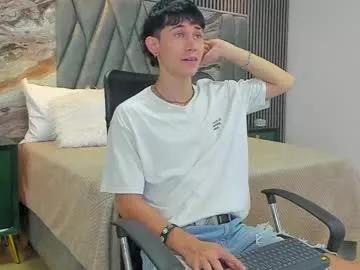michaeel_blue from Chaturbate is Freechat