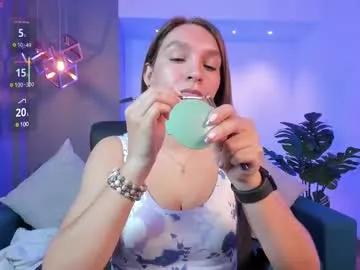 miia_taylors from Chaturbate