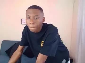 Miiloo18 from Chaturbate