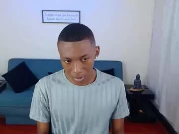Miiloo18 from Chaturbate