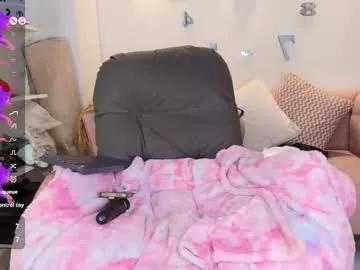 miilu_dancer_ from Chaturbate