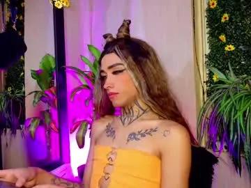 Mikaelarangel from Chaturbate