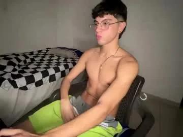 mike_pineapple from Chaturbate is Freechat
