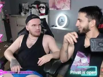 Mikiien from Chaturbate