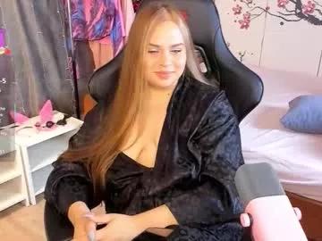 mila_plus from Chaturbate is Freechat