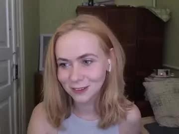 milora_ from Chaturbate is Freechat