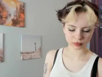 mini_cruella from Chaturbate