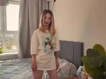 Minicleo from Chaturbate