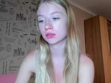 minidiva_ from Chaturbate