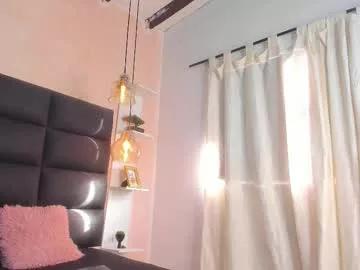 miss_1bella from Chaturbate