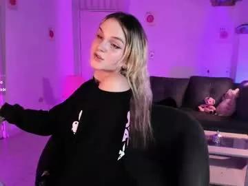 misschloe__ from Chaturbate