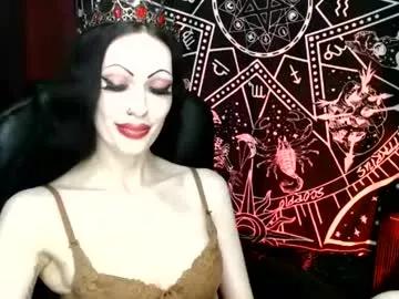missmoondoll from Chaturbate