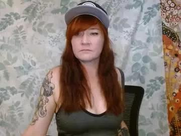 missmoonmagic13 from Chaturbate