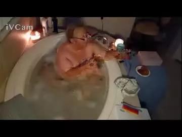 misssultrysarah from Chaturbate