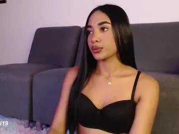 missvirggii from Chaturbate