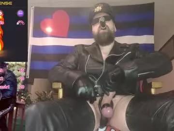 mmazsnake from Chaturbate