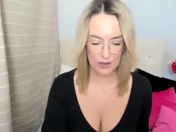 mollycrazy from Chaturbate