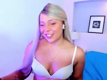 mollylogan11 from Chaturbate