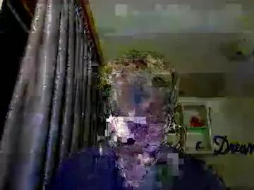 moms_little_monster from Chaturbate