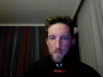 moms_little_monster from Chaturbate